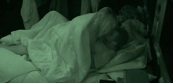  BB19 USA  Mark and Elena Dryhumping